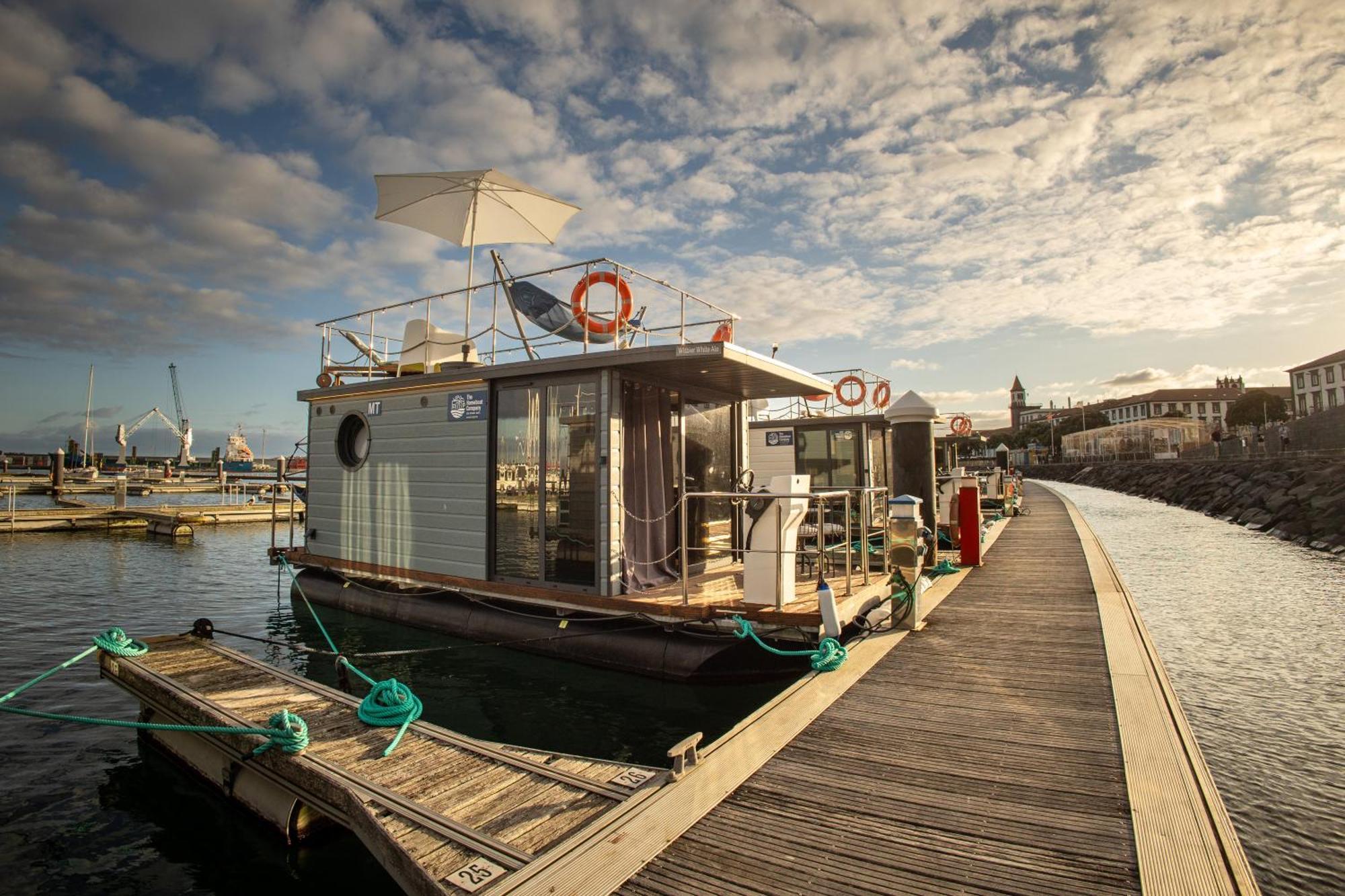 The Homeboat Company Ponta Delgada-Acores Exterior foto